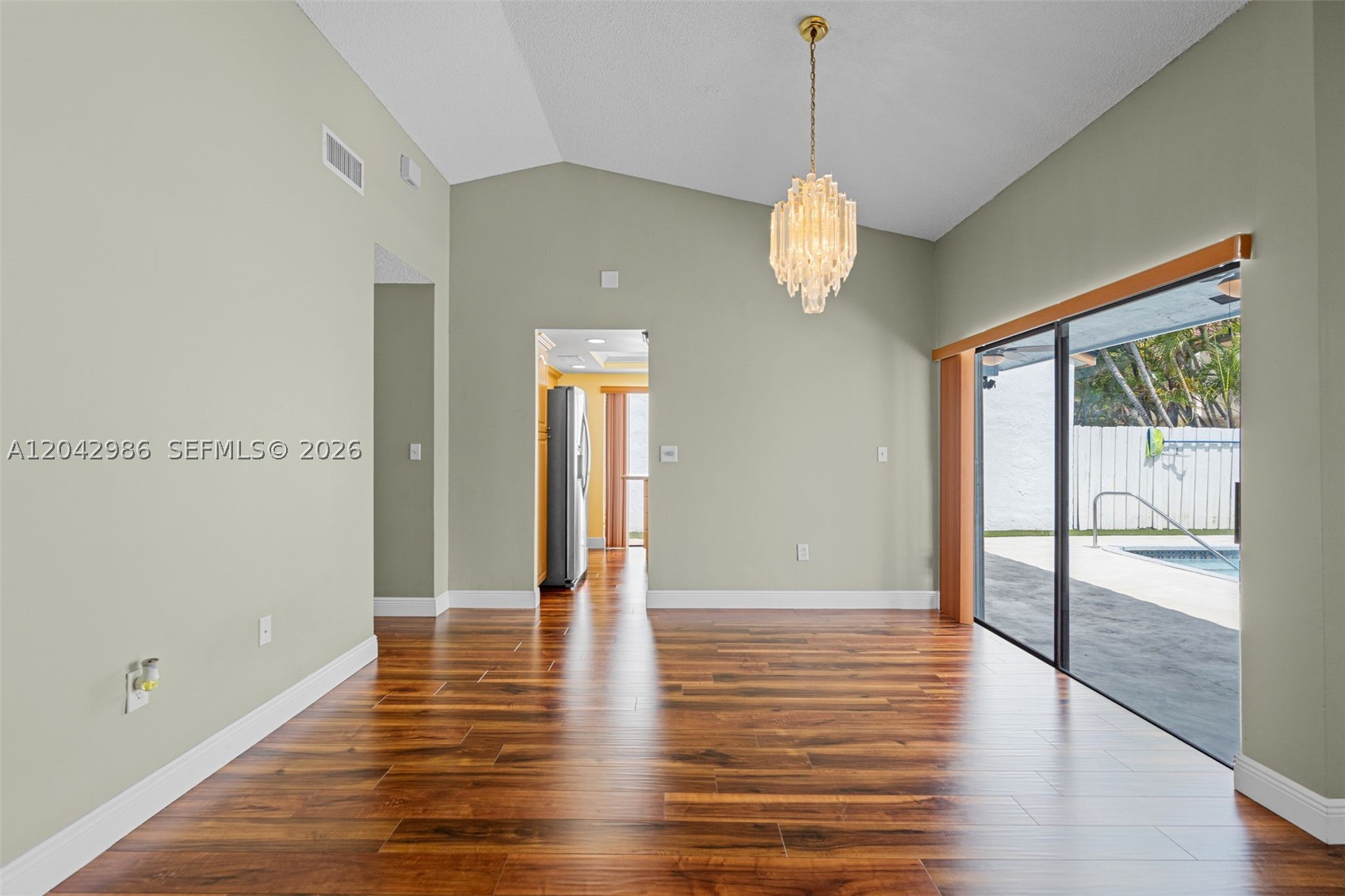 KENLAND HOMES - Residential