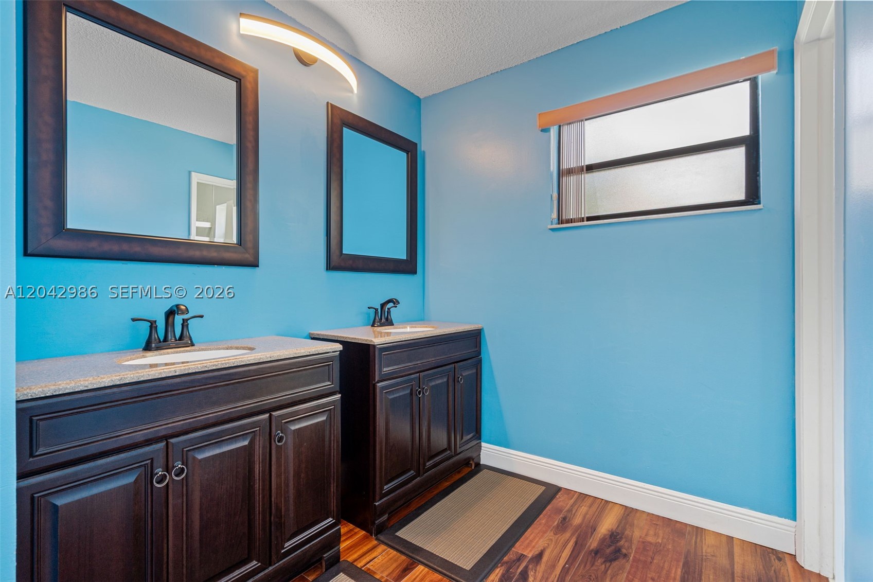 KENLAND HOMES - Residential