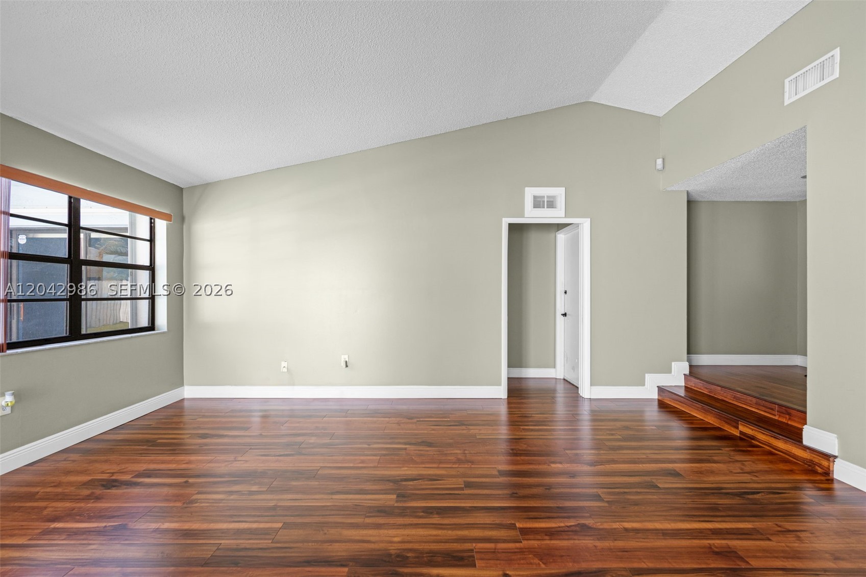 KENLAND HOMES - Residential
