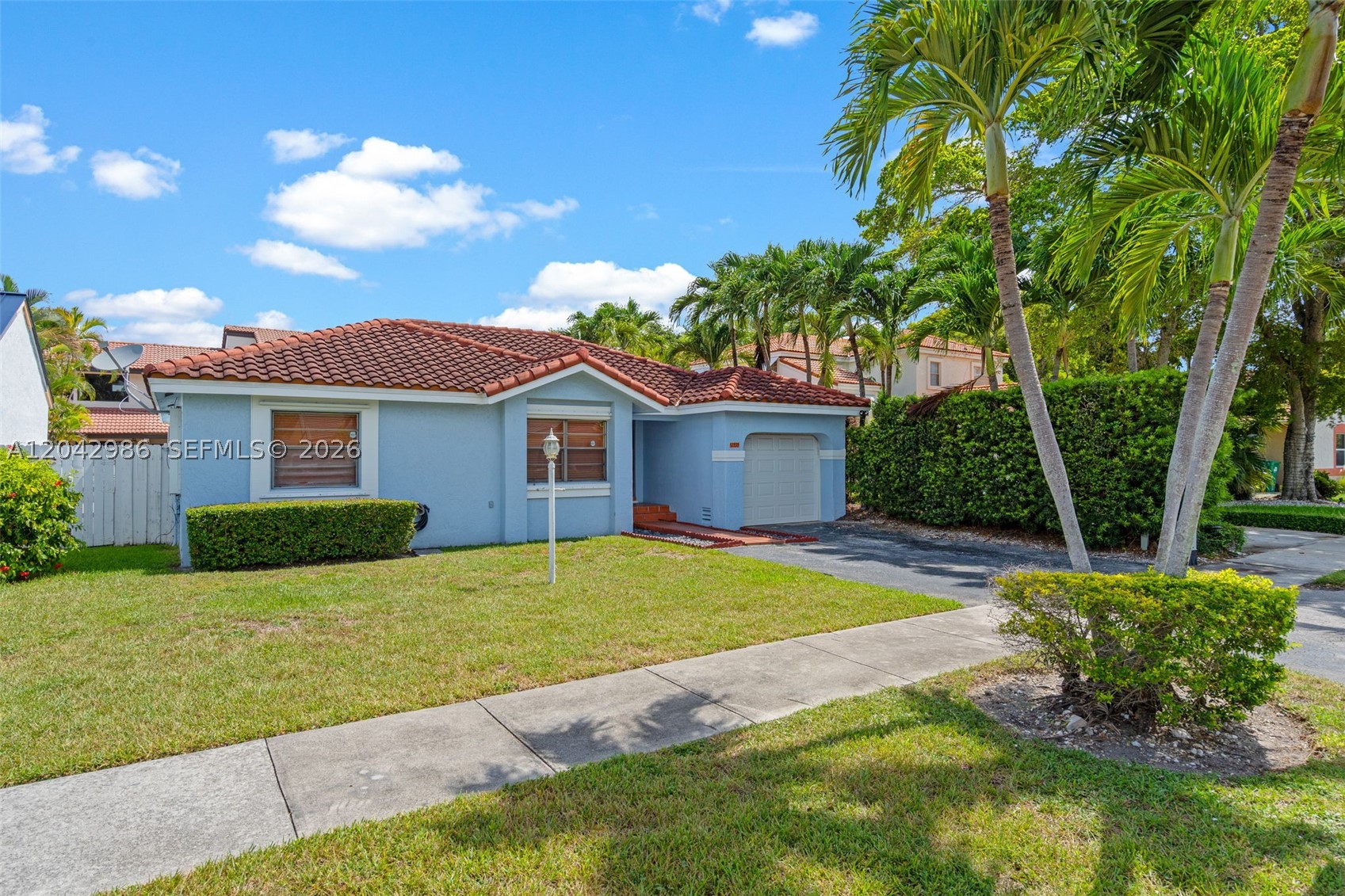 KENLAND HOMES - Residential