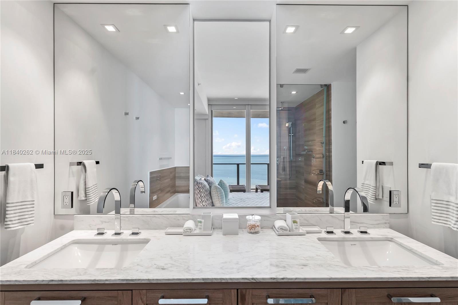 OCEANA KEY BISCAYNE CONDO - Residential