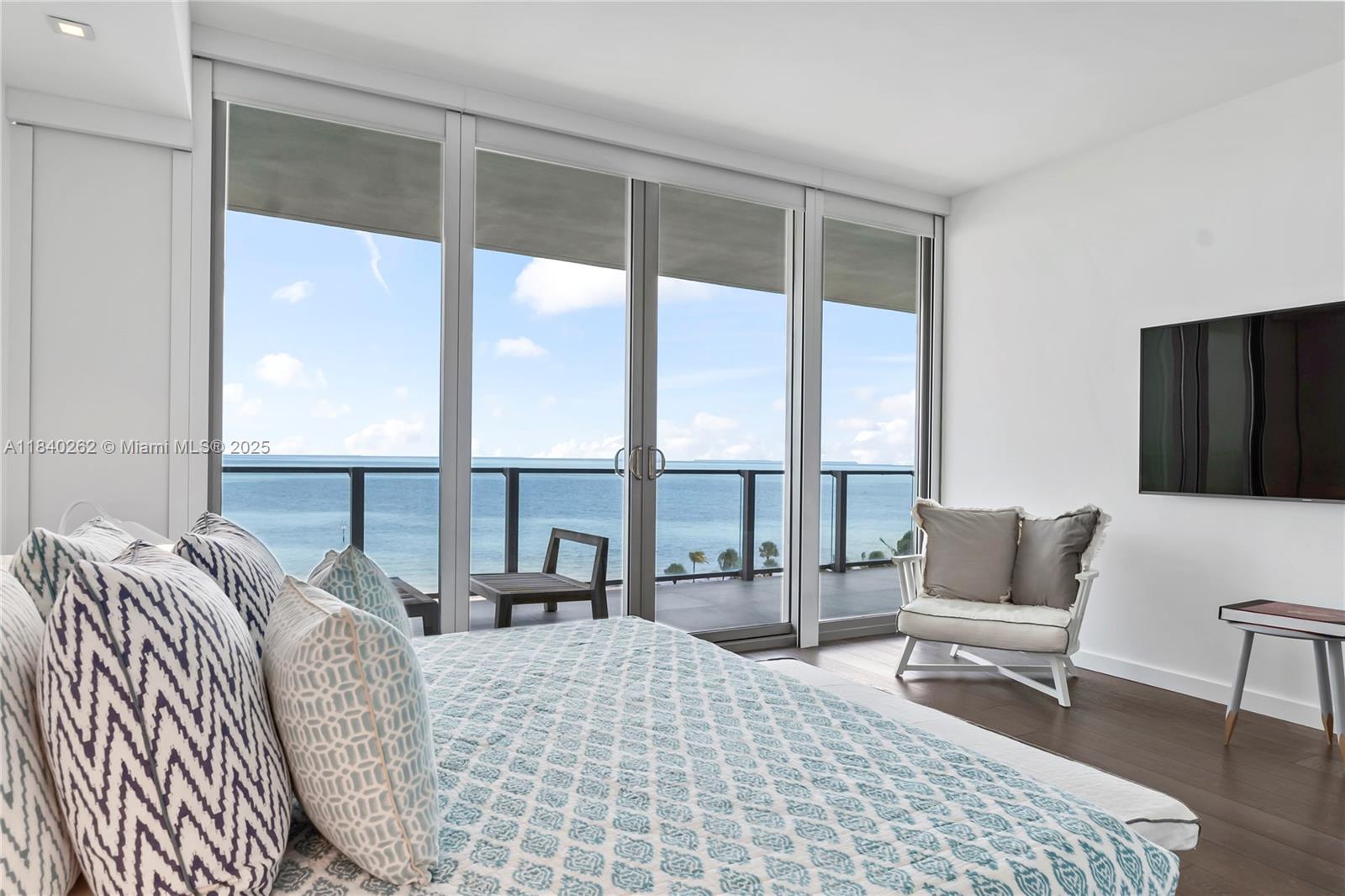 OCEANA KEY BISCAYNE CONDO - Residential