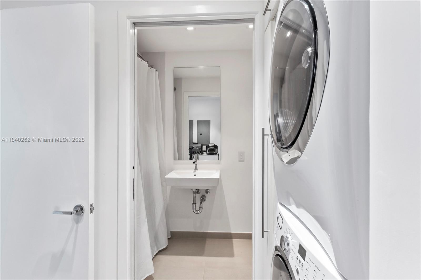 OCEANA KEY BISCAYNE CONDO - Residential