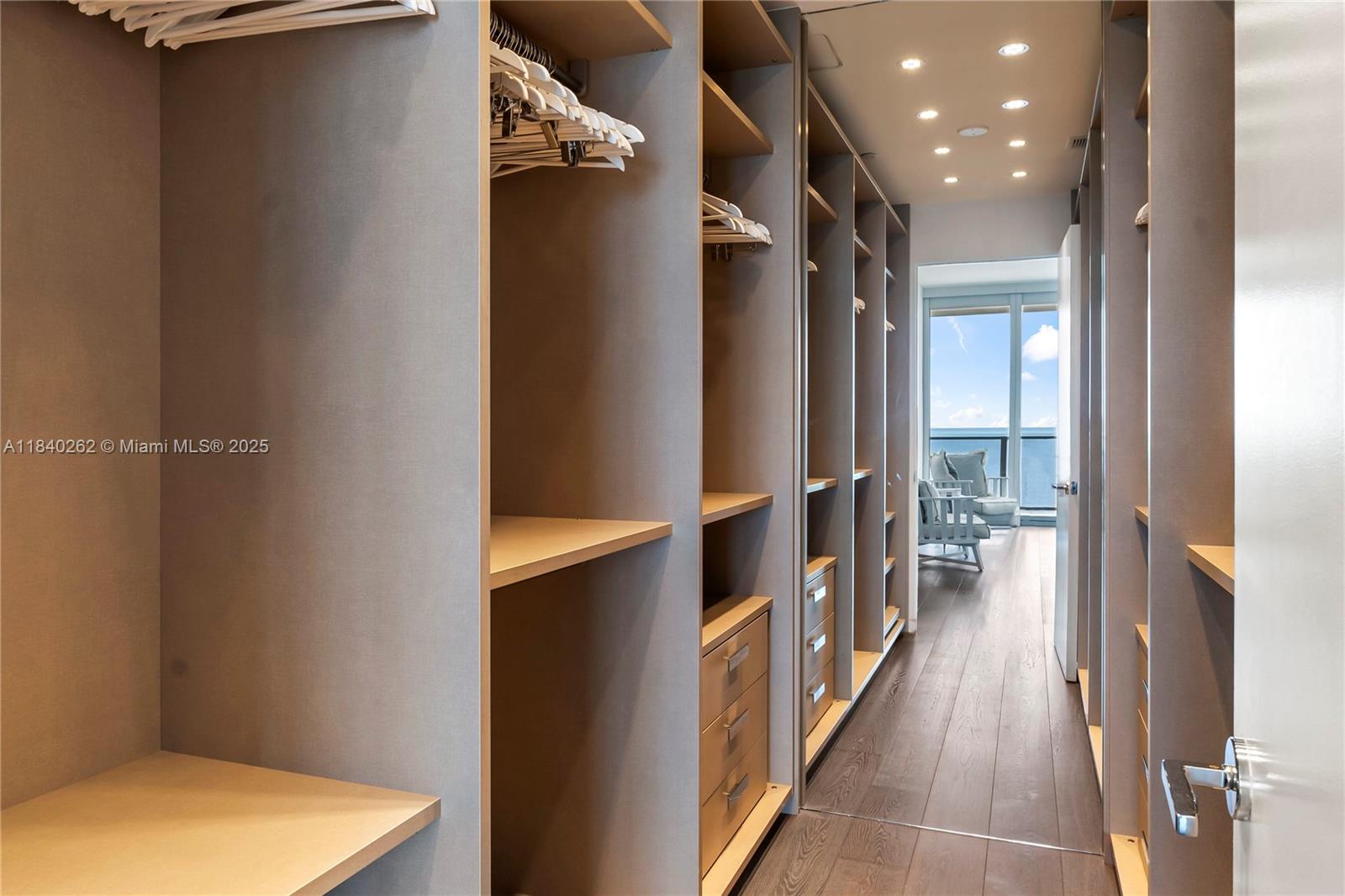 OCEANA KEY BISCAYNE CONDO - Residential