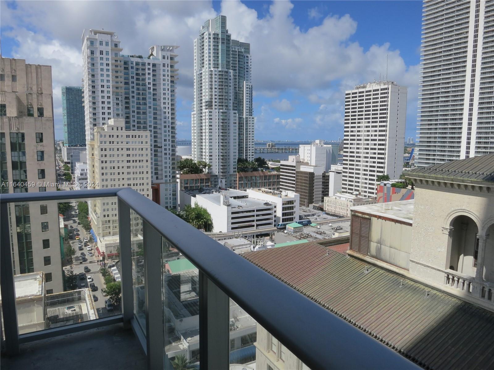 Centro Condo - Residential