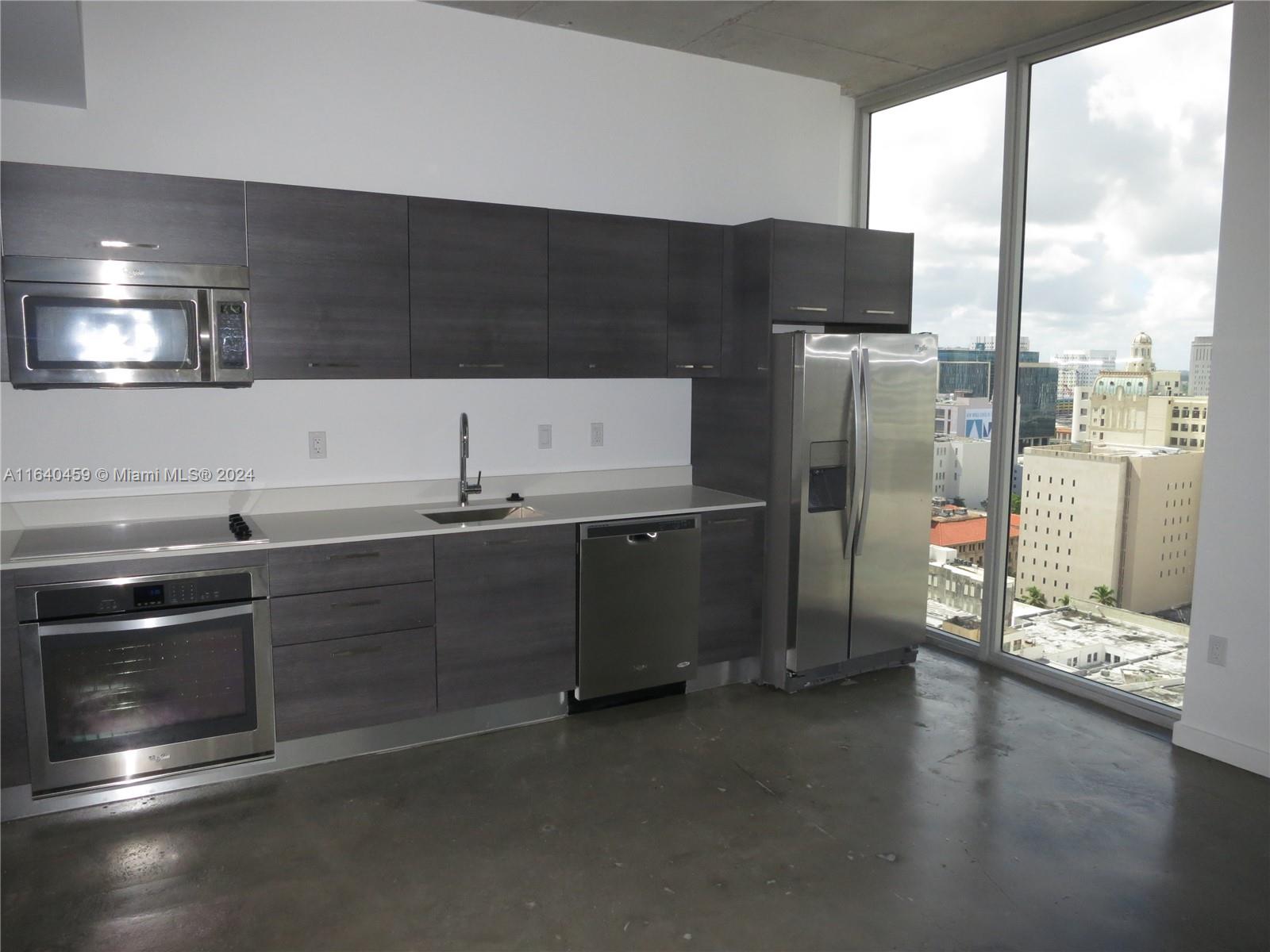 Centro Condo - Residential