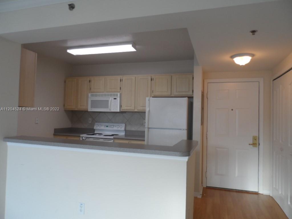 Da Vinci On Douglas Condo - Residential Lease