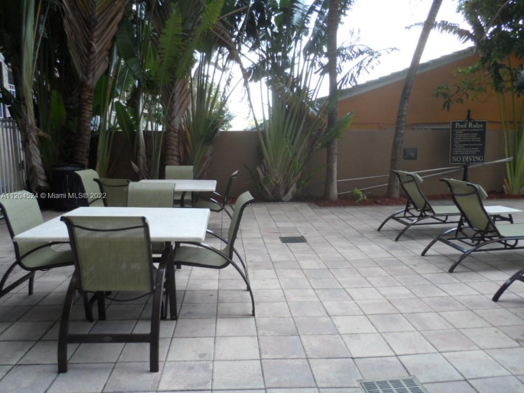 Da Vinci On Douglas Condo - Residential Lease