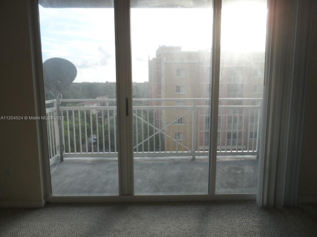 Da Vinci On Douglas Condo - Residential Lease
