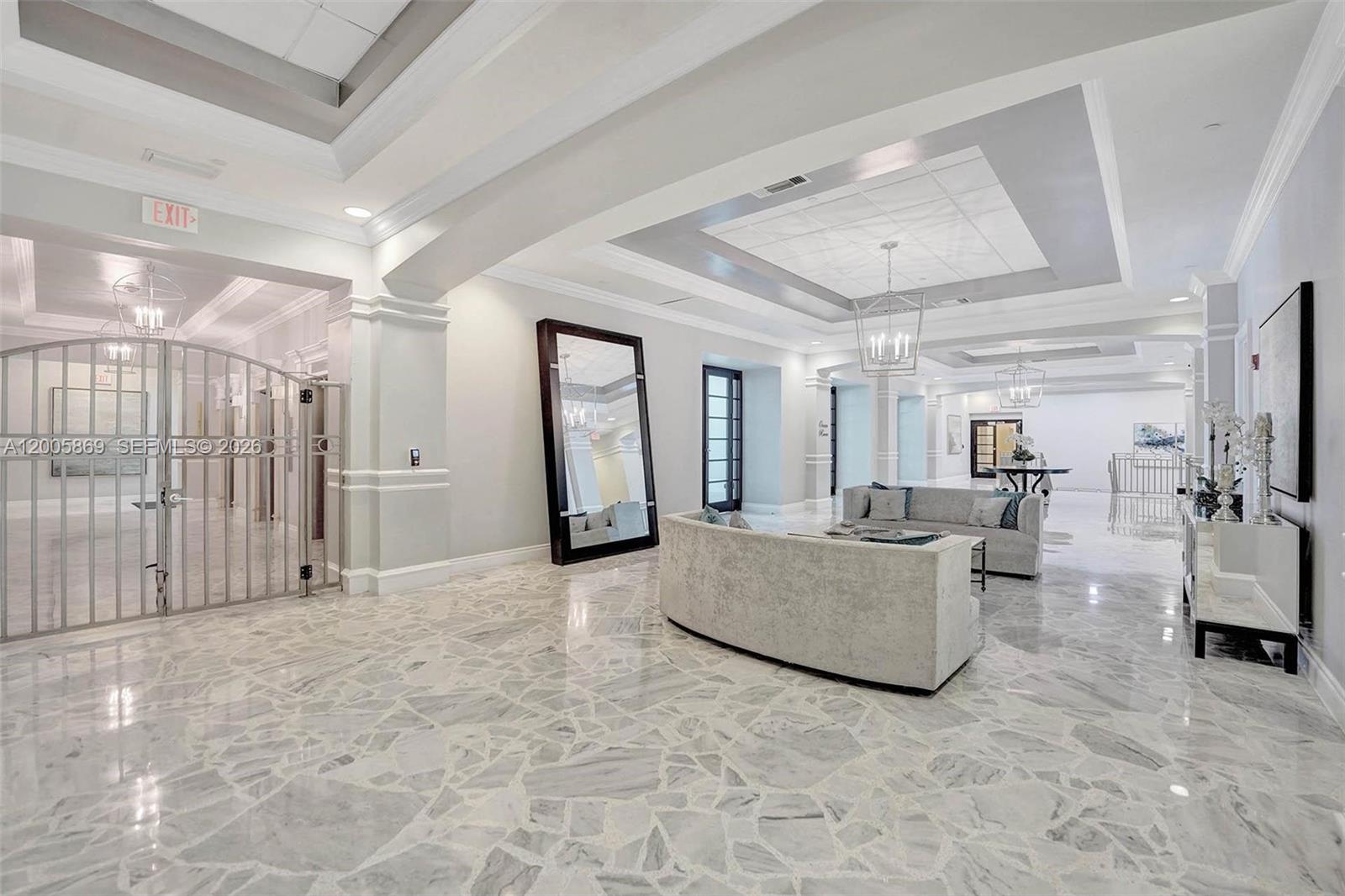 WAVE CONDO - Residential