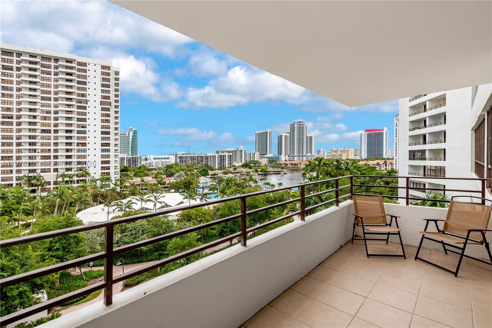 OLYMPUS CONDO PHASE - Residential