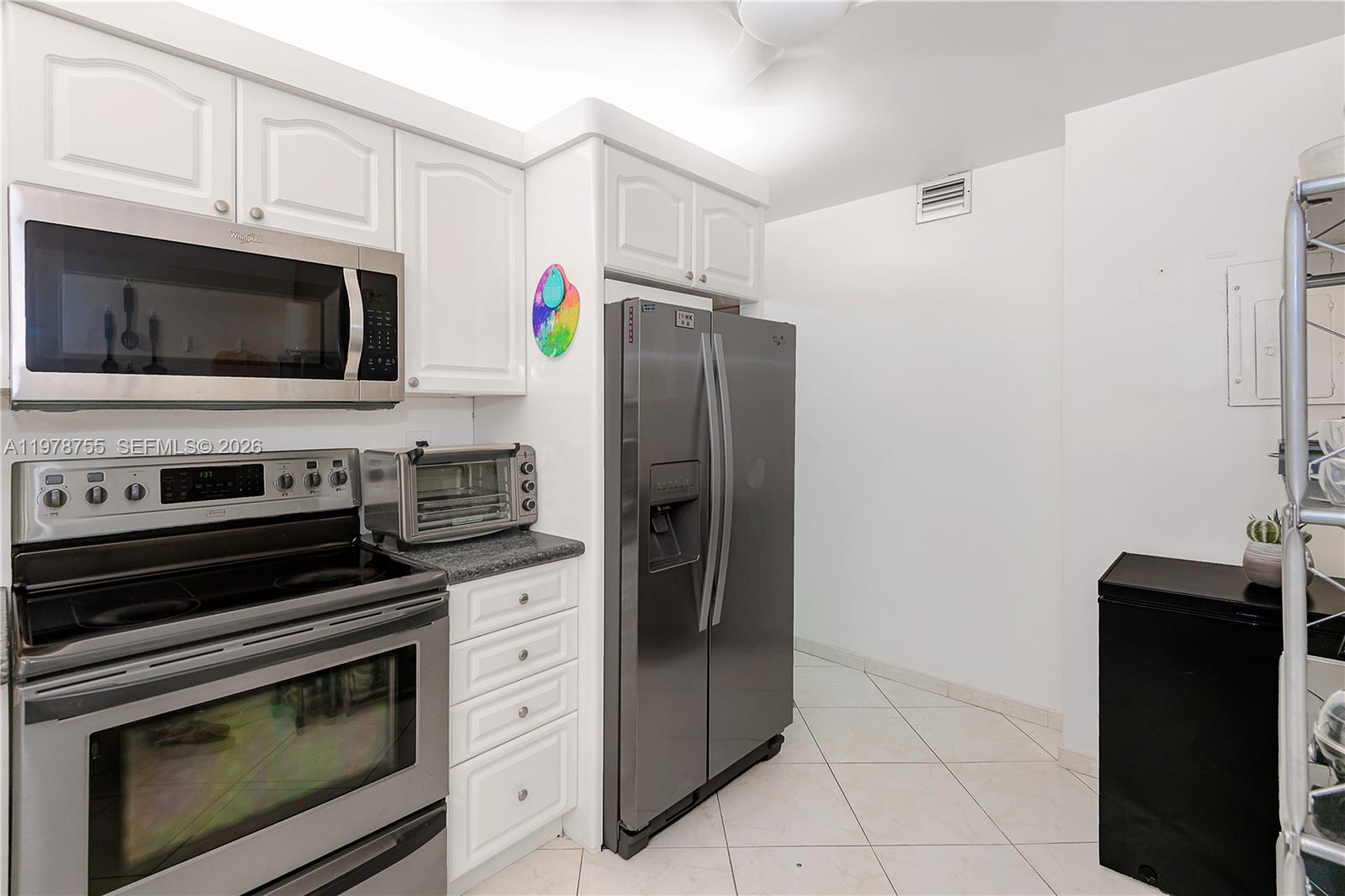 OLYMPUS CONDO PHASE - Residential
