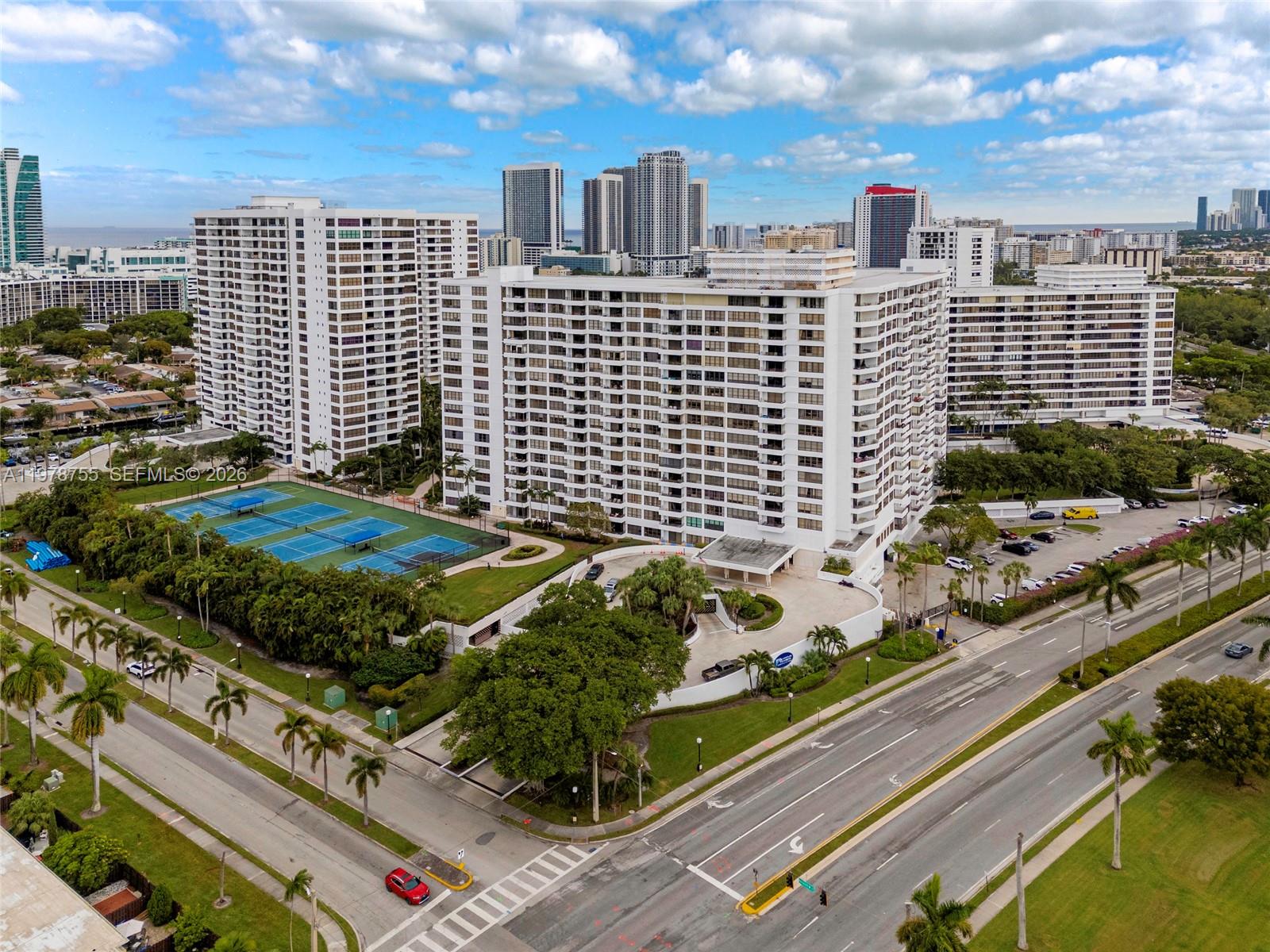 OLYMPUS CONDO PHASE - Residential