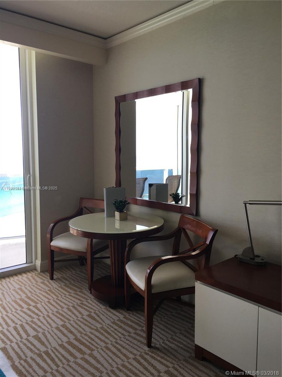 TRUMP INTERNATIONAL SONES - Residential