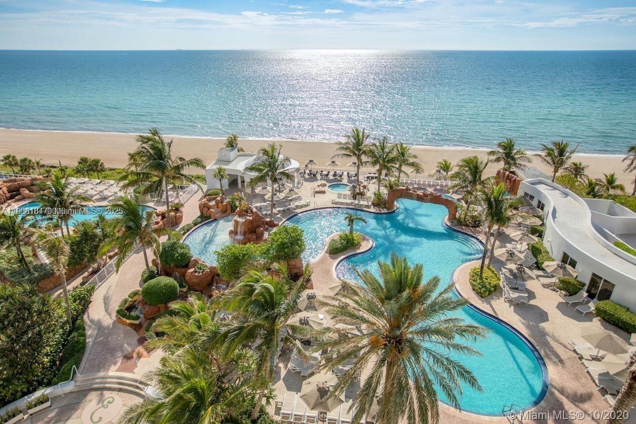 TRUMP INTERNATIONAL SONES - Residential
