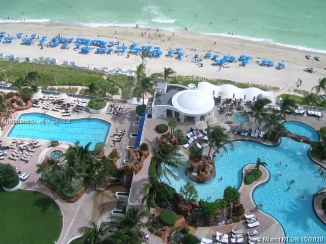 TRUMP INTERNATIONAL SONES - Residential