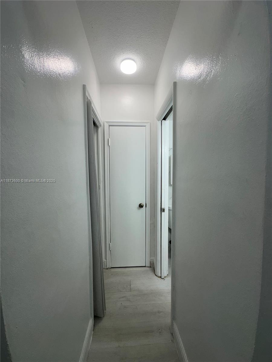 BISC LAKE GARDENS CONDO N - Residential Lease