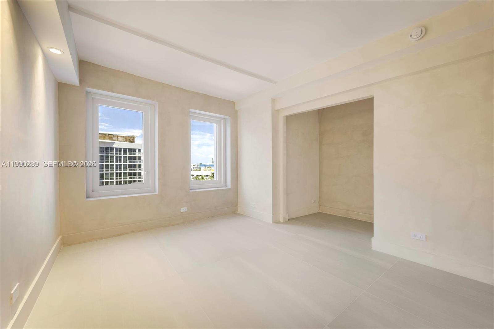 RONEY PALACE CONDO - Residential