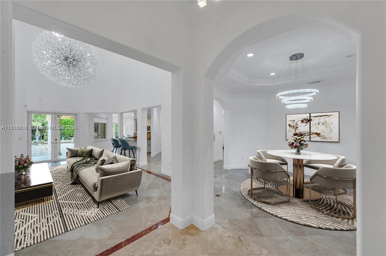 Pinecrest Oaks - Residential