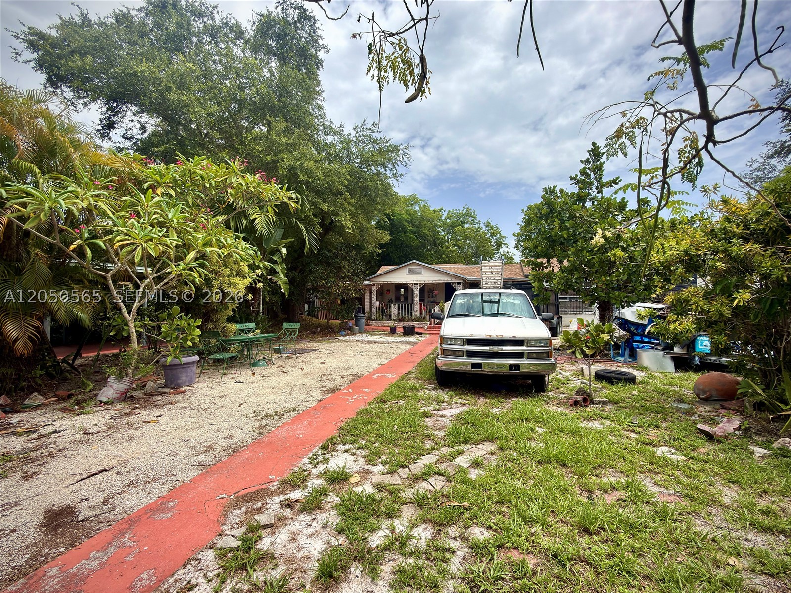 ARCH CREEK PINES - Residential Income