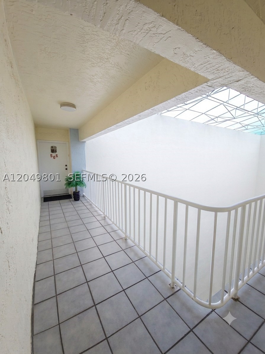 FLORIDA 2001 CONDO - Residential