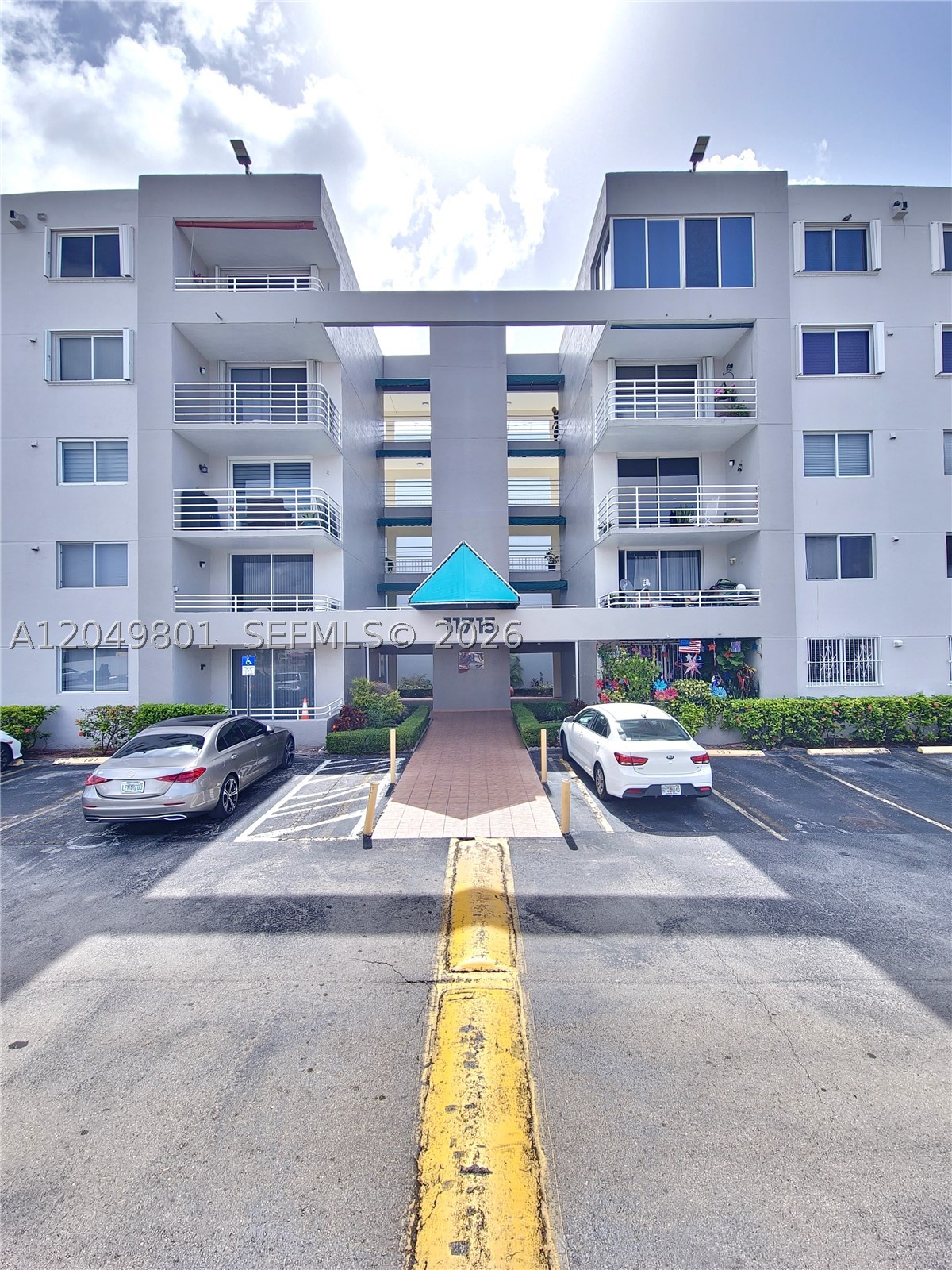 FLORIDA 2001 CONDO - Residential