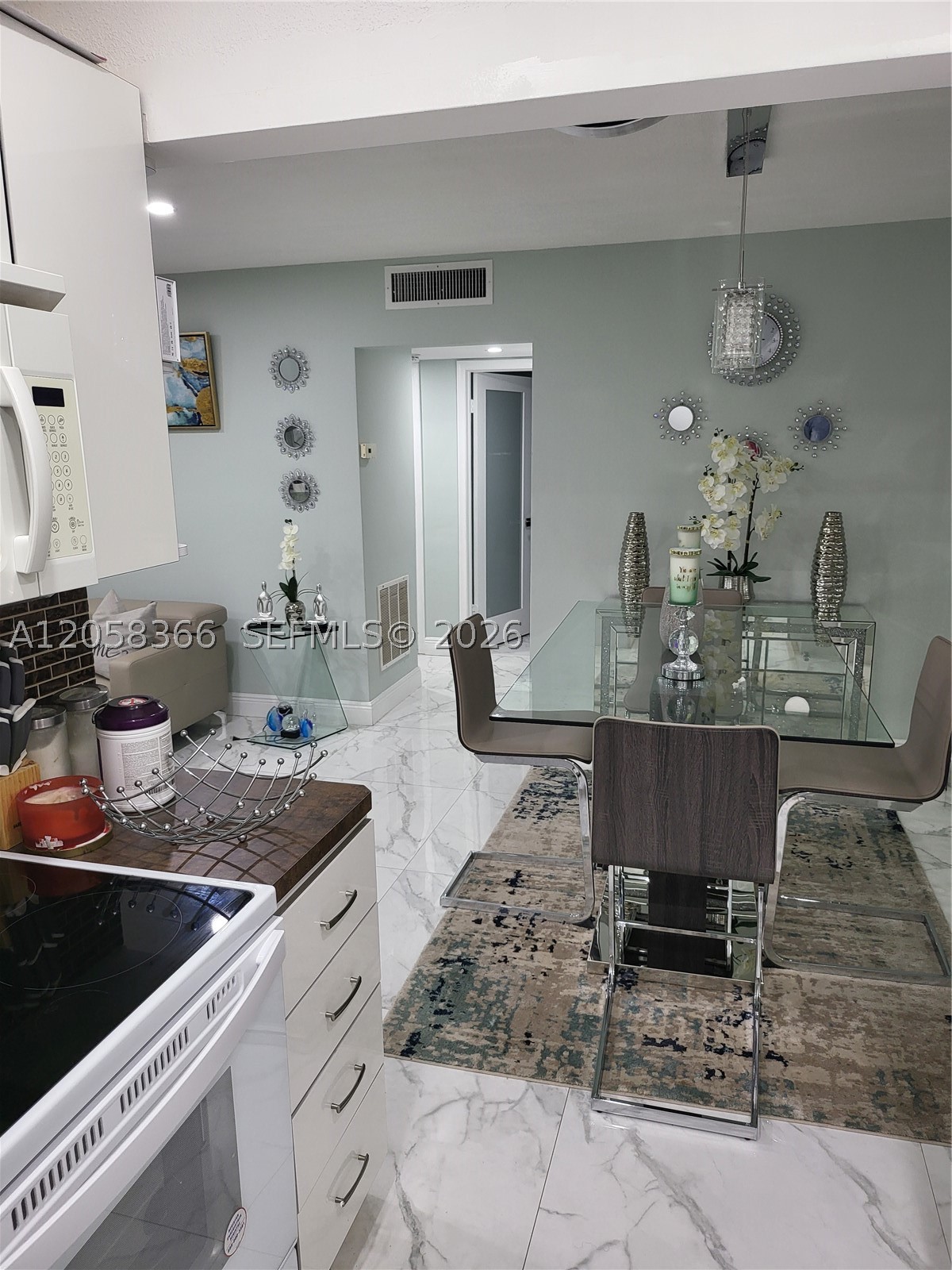 RODMAN OF HOLLYWOOD CONDO - Residential