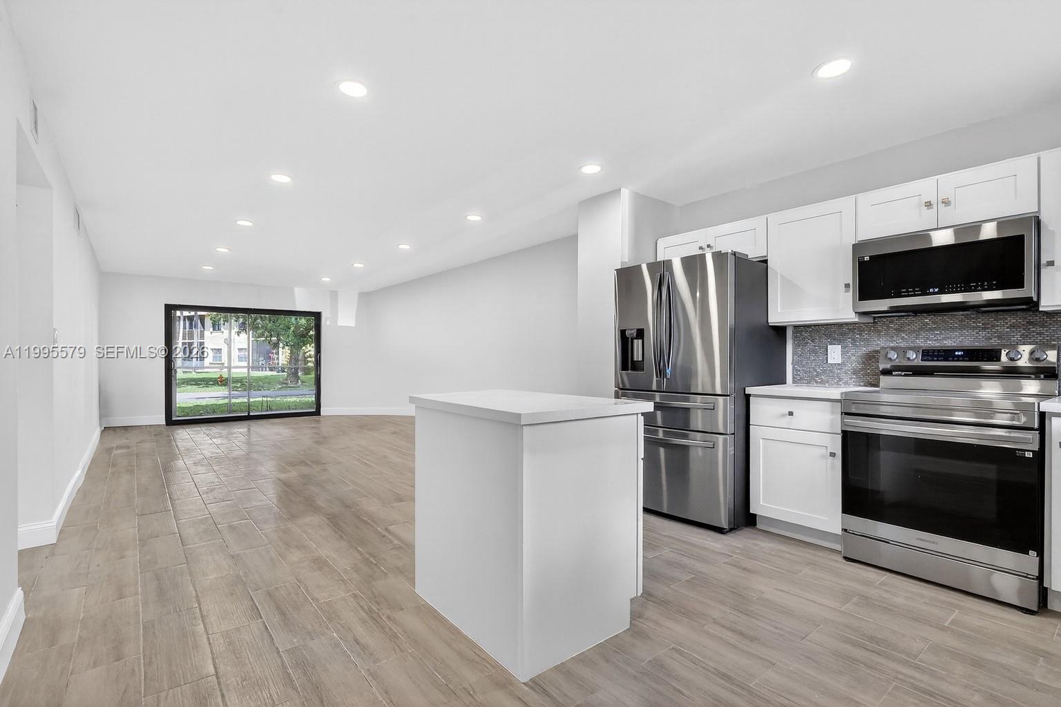 VILLAS AT CARRIAGE HILLS - Residential