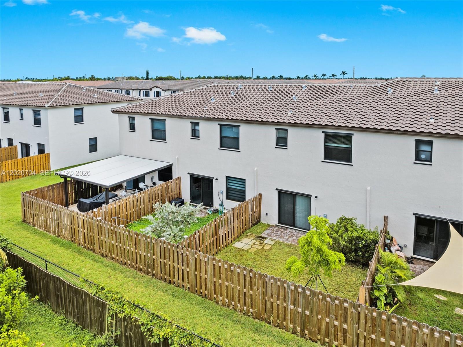 SILVER PALM RESIDENTIAL H - Residential