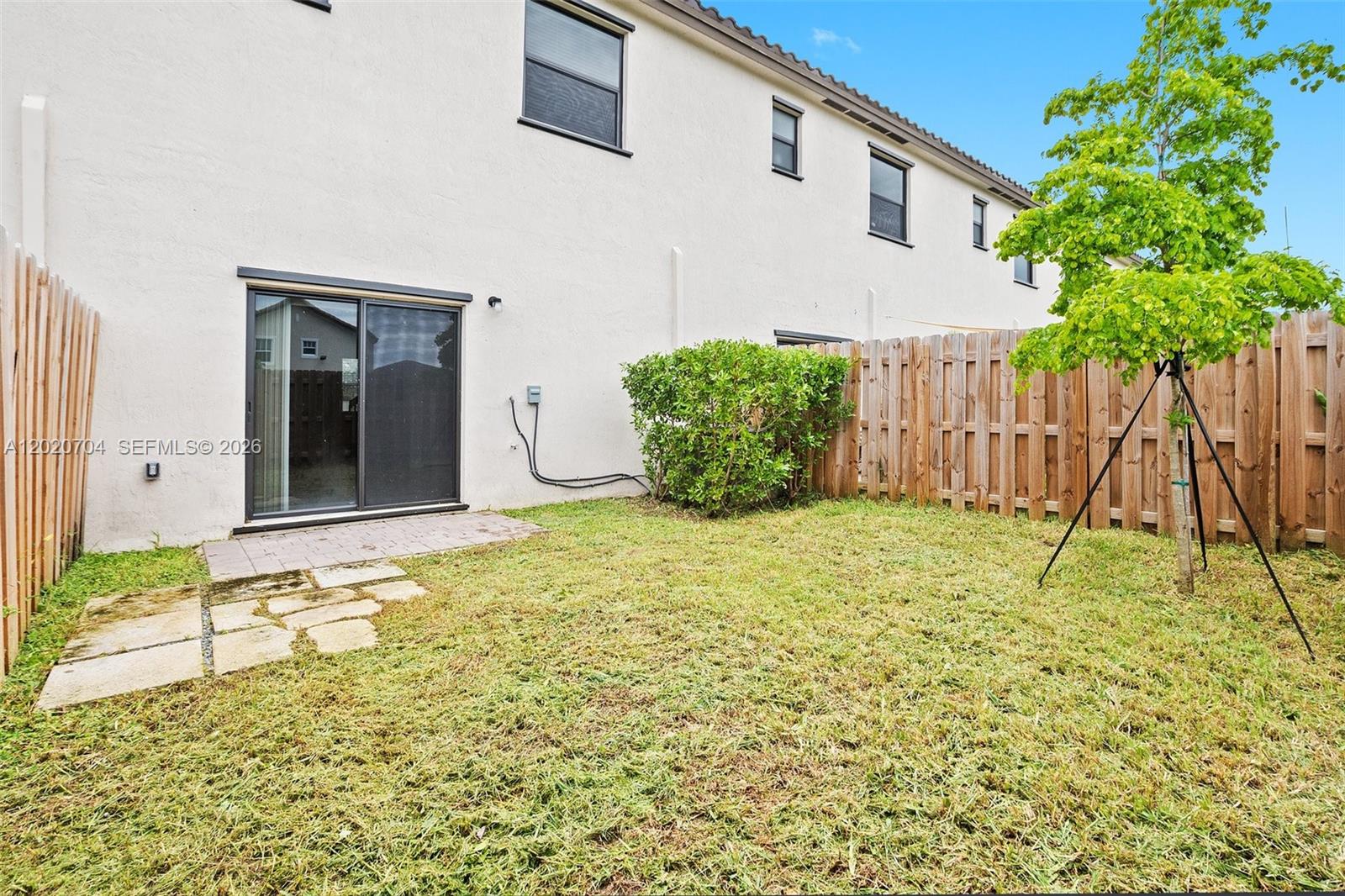 SILVER PALM RESIDENTIAL H - Residential