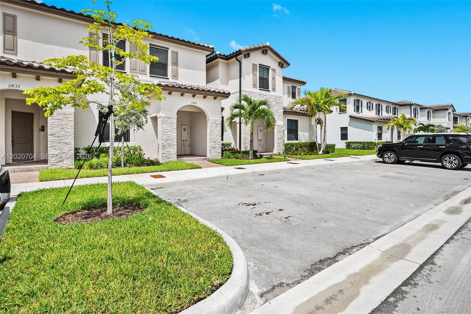 SILVER PALM RESIDENTIAL H - Residential