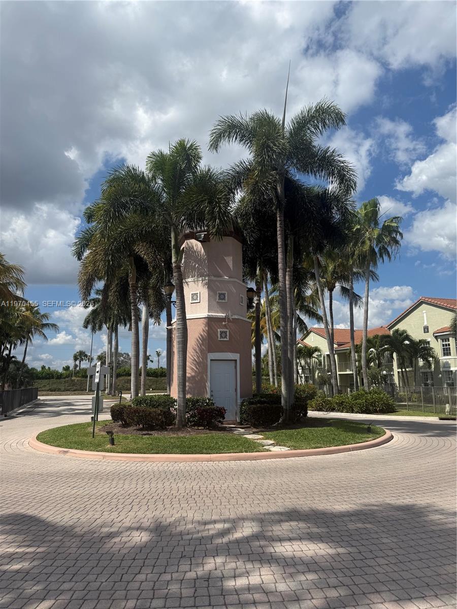 RESIDENCES OF BELMONT AT - Residential