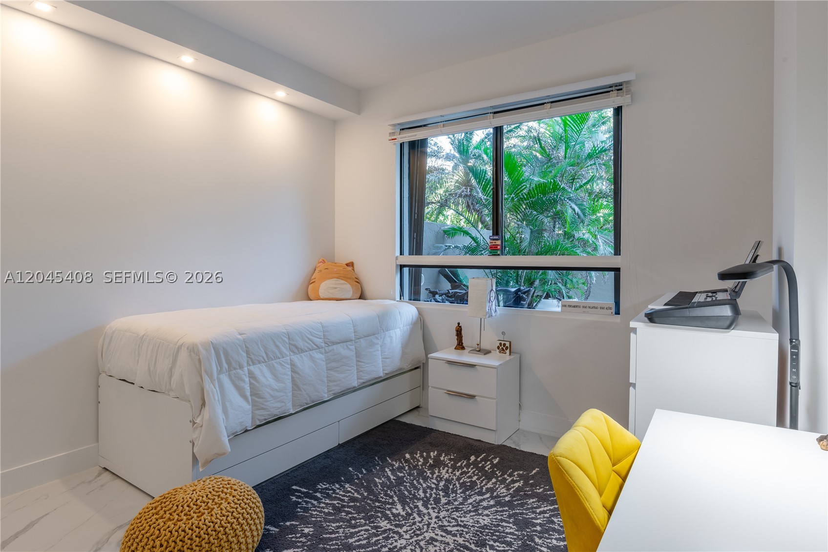 THE EMERALDBAY @ KEY COLO - Residential