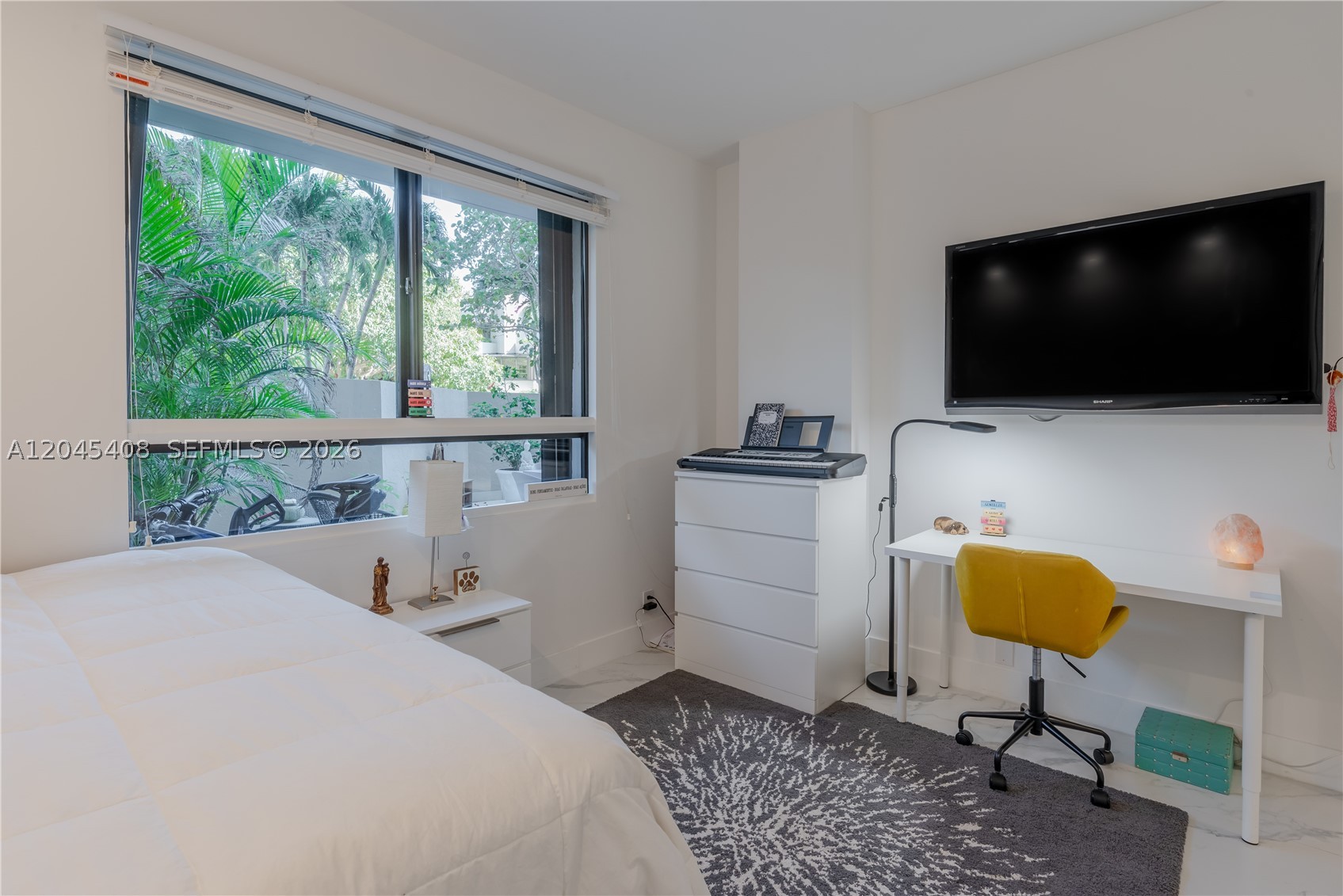 THE EMERALDBAY @ KEY COLO - Residential
