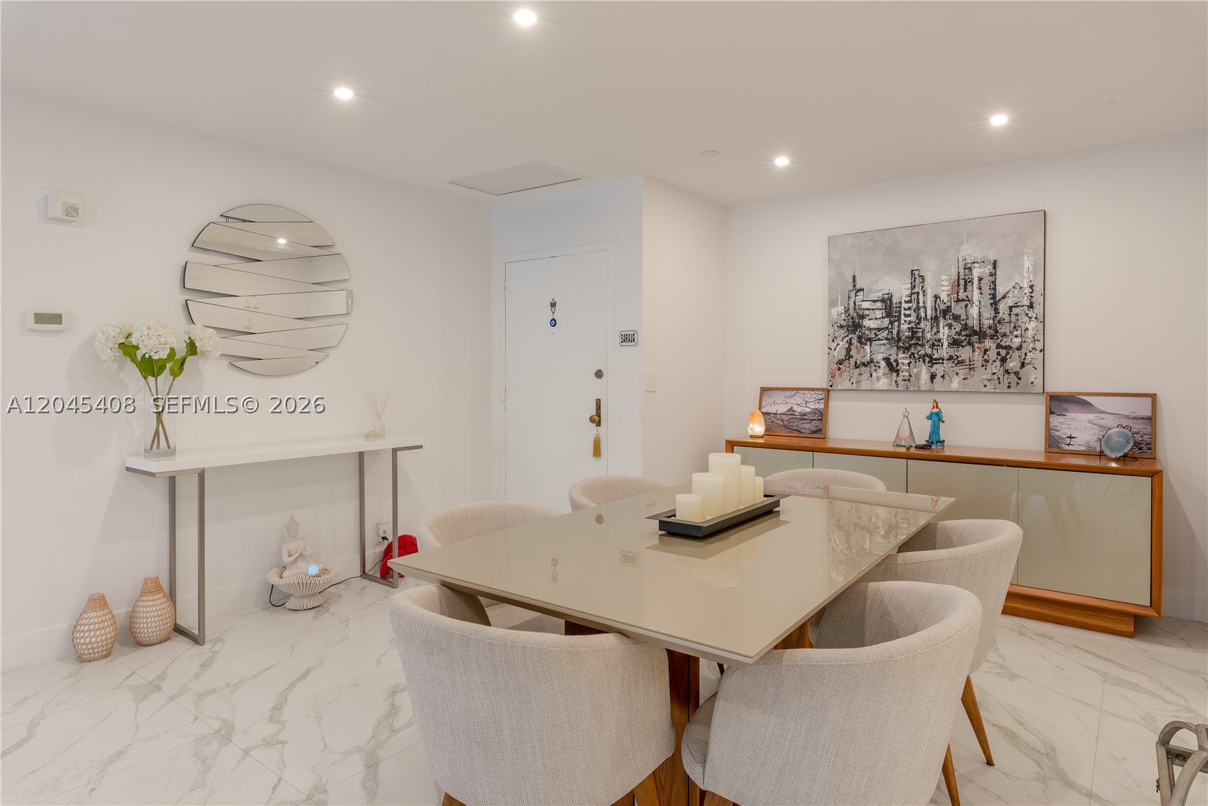 THE EMERALDBAY @ KEY COLO - Residential