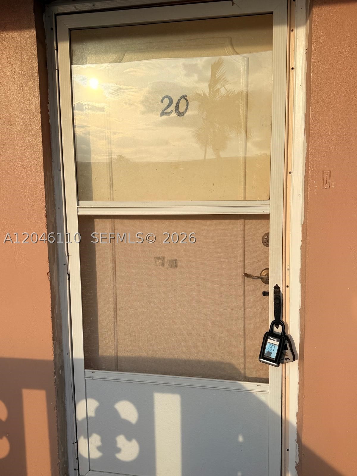 PINEWOOD CONDO - Residential