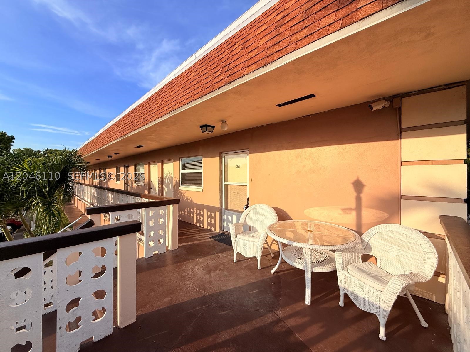 PINEWOOD CONDO - Residential