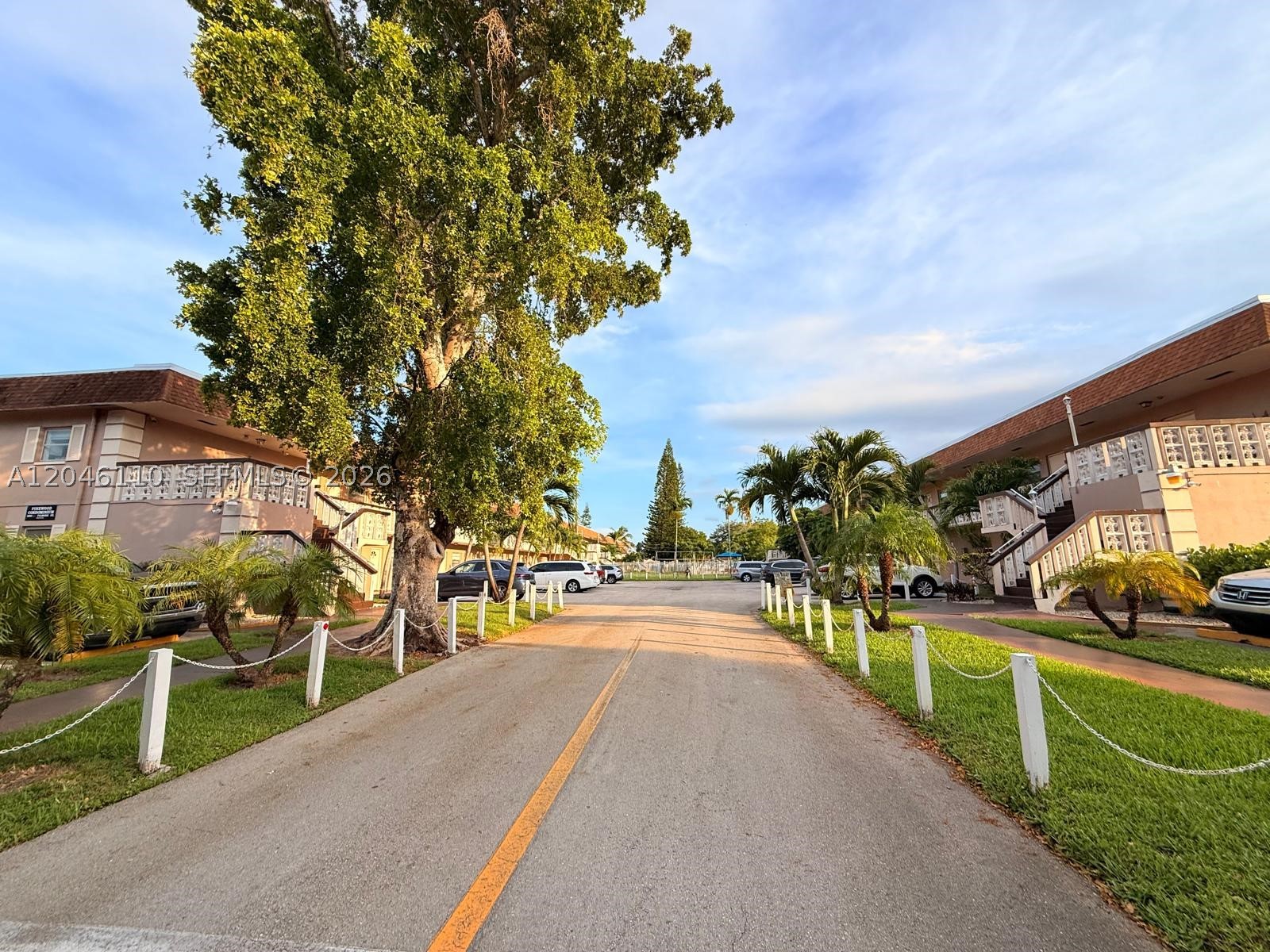 PINEWOOD CONDO - Residential