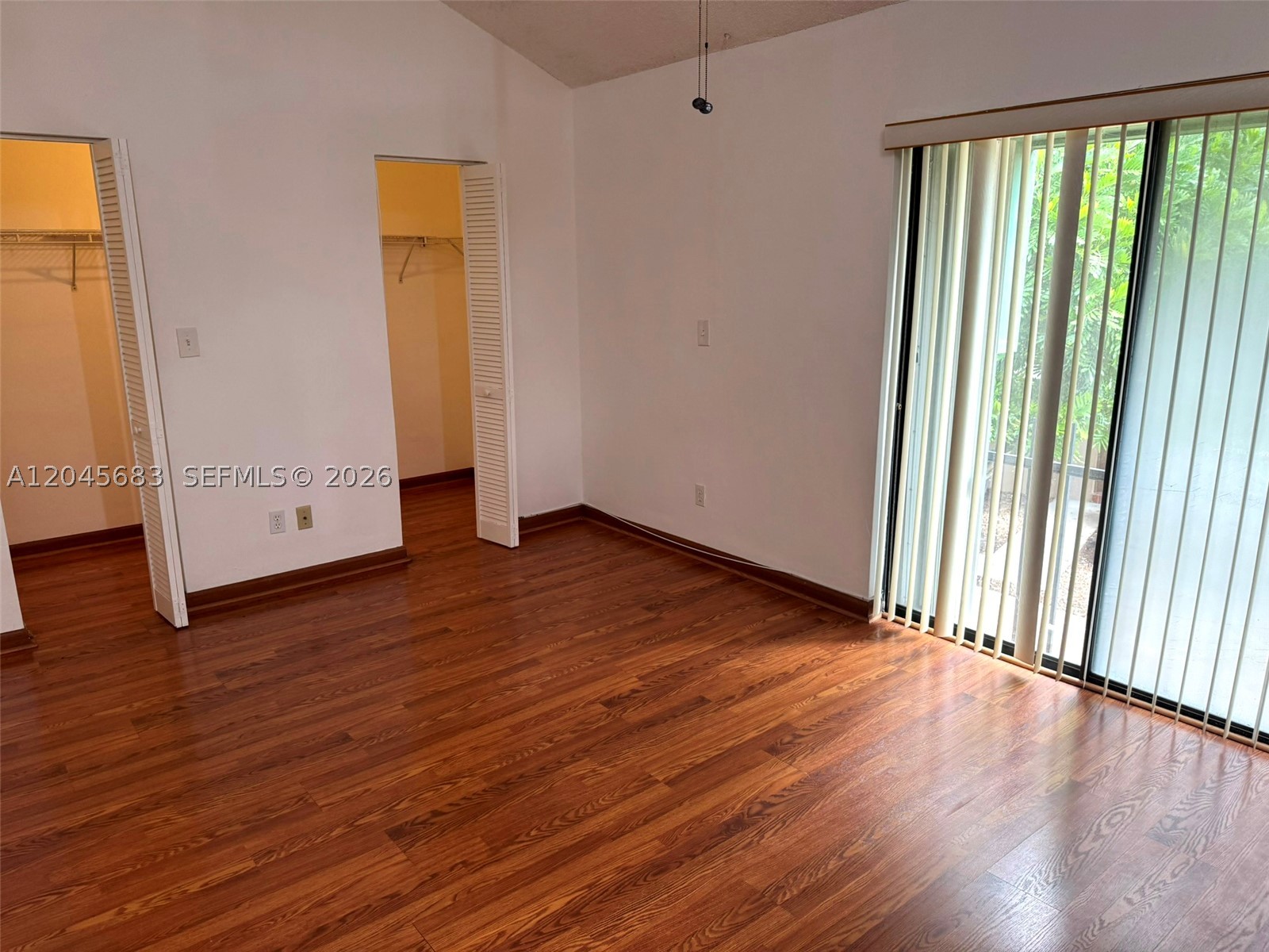 PINEBROOKE CONDO J - Residential Lease