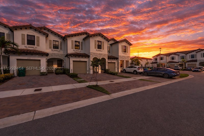 Spacious and beautiful 3-bedroom, 2.5-bath townhouse featuring a community pool and a children’s playground. This home offers a large private patio, ceramic tile and carpet flooring throughout, and a garage. Enjoy a bright and spacious kitchen with stainless steel appliances, a walk-in closet, and the convenience of an in-unit washer and dryer. Perfect for comfortable living in a well-maintained community.