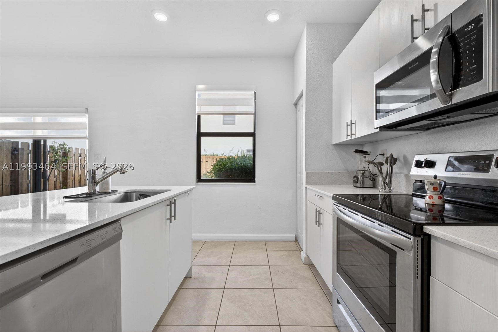 SILVER PALM RESIDENTIAL H - Residential