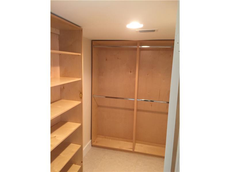WINSTON PARK UNIT TWO - Residential Lease