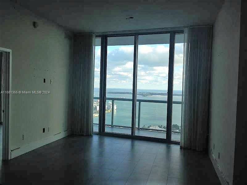 MARINABLUE CONDO - Residential Lease