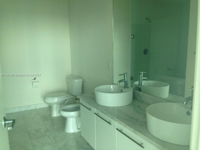MARINABLUE CONDO - Residential Lease