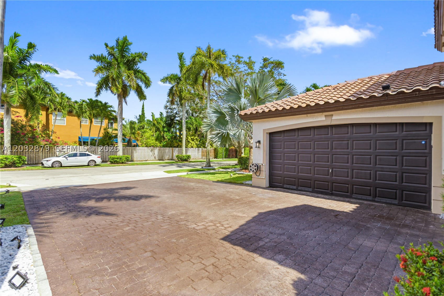CRESTVIEW LAKES - Residential