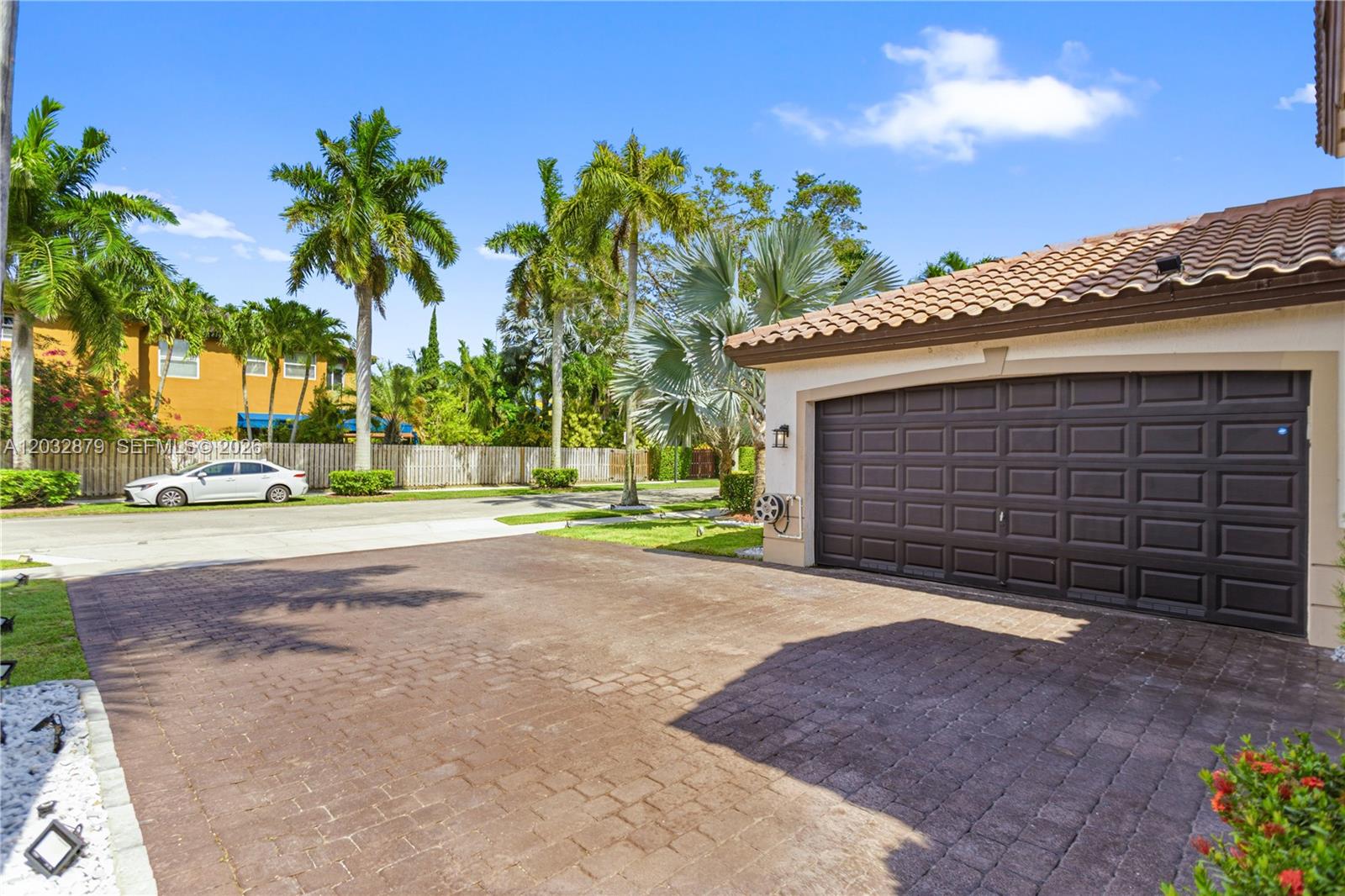 CRESTVIEW LAKES - Residential
