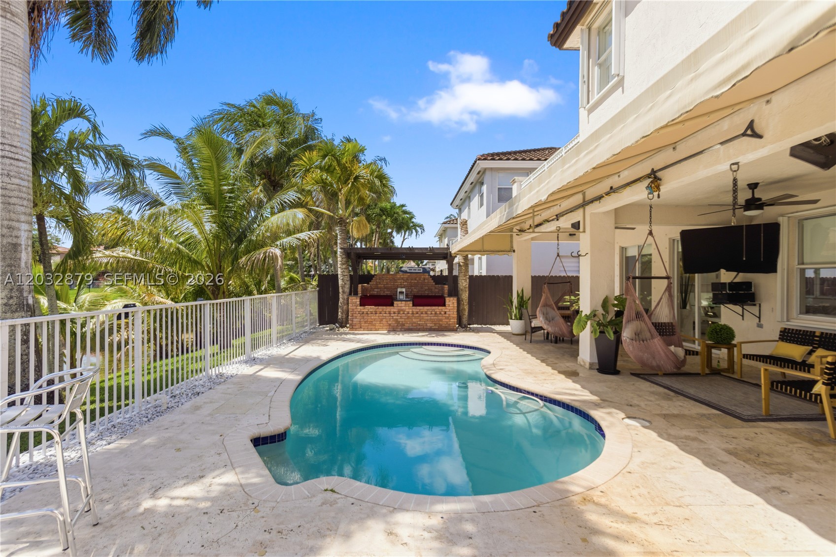 CRESTVIEW LAKES - Residential