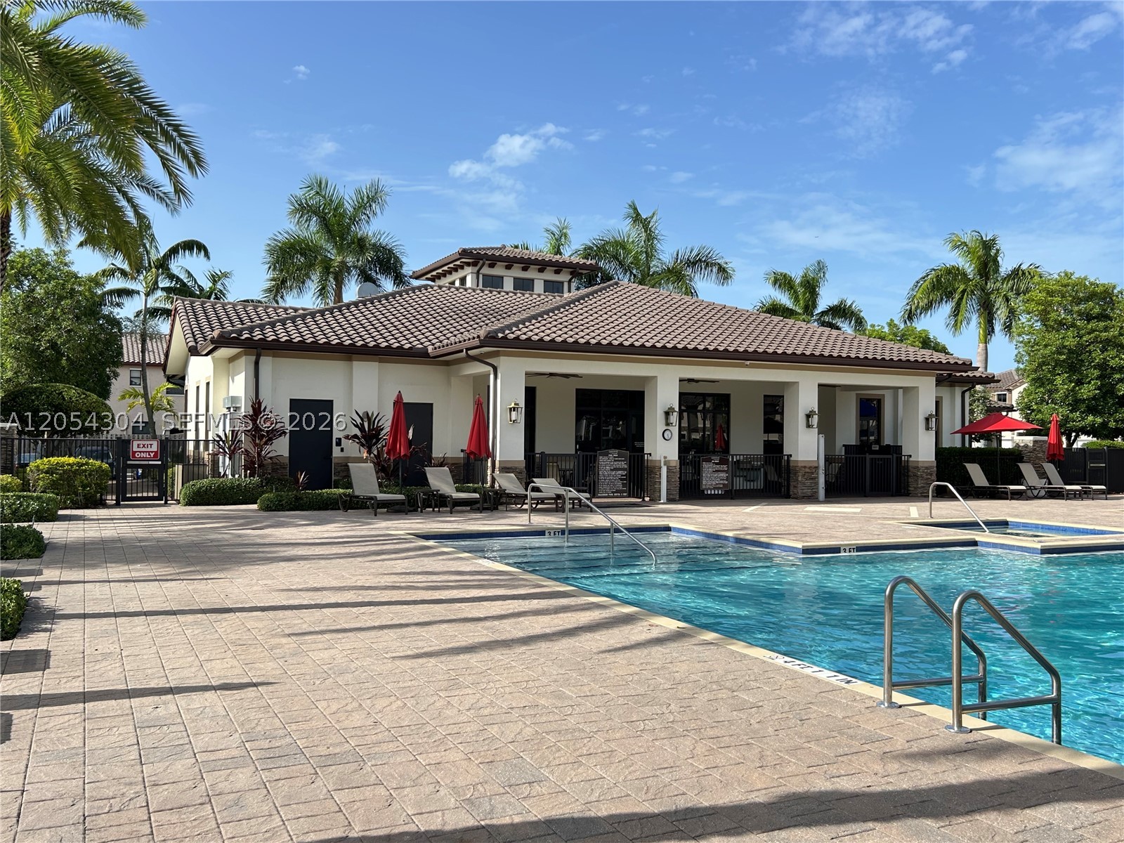 GARDEN ESTATES AT THE HAM - Residential Lease