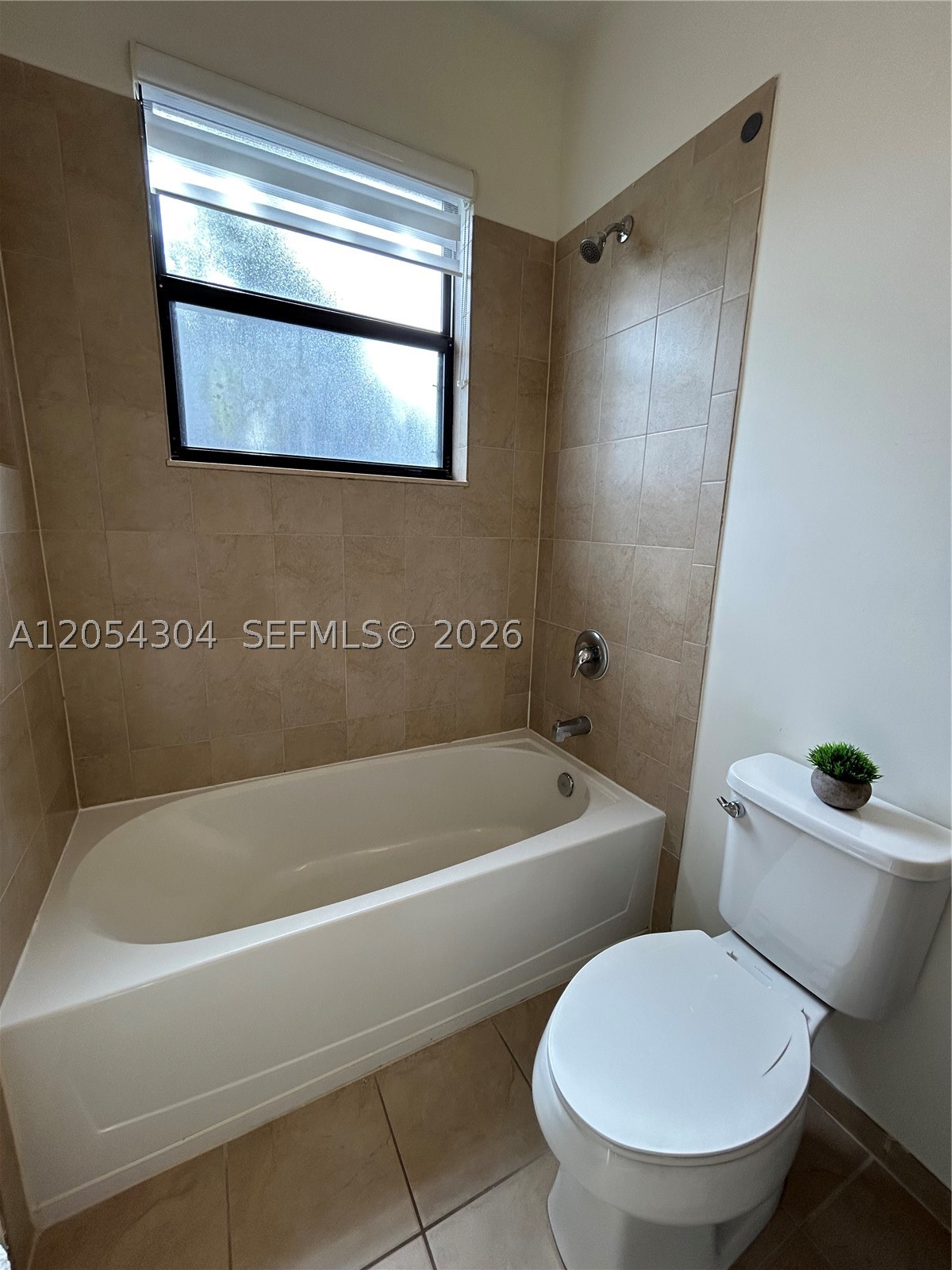 GARDEN ESTATES AT THE HAM - Residential Lease