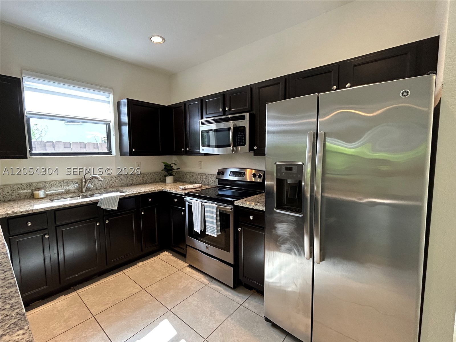 GARDEN ESTATES AT THE HAM - Residential Lease